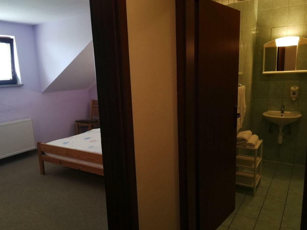 Hotel Kavana I Sobe Monika à Grabrovnik Extérieur photo