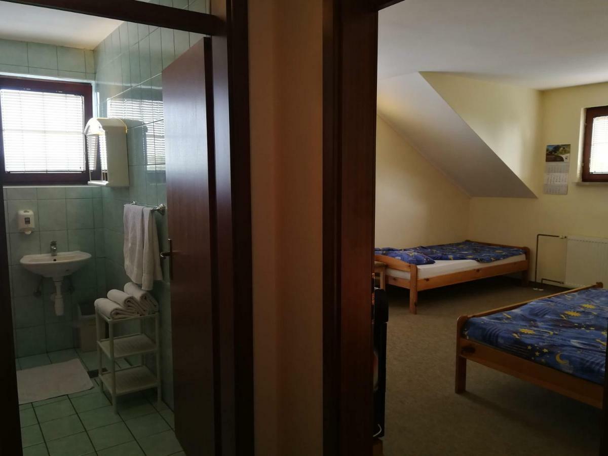 Hotel Kavana I Sobe Monika à Grabrovnik Extérieur photo
